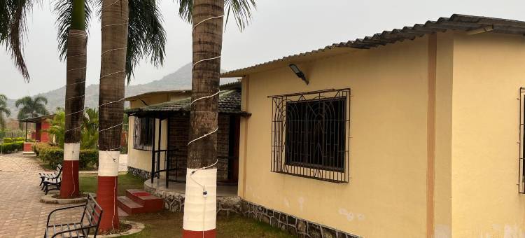 Nargis Farm Resort图片