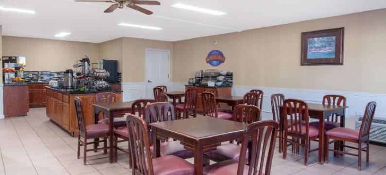 格林伍德温德姆呗盟酒店(Baymont by Wyndham Greenwood)图片