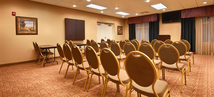 塞西尔平原贝斯特韦斯特优质套房酒店(Best Western Plus Cecil Field Inn  Suites)图片