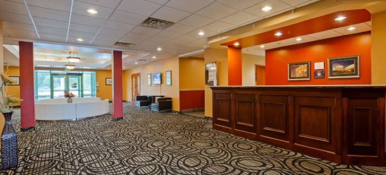 费尔格朗兹贝斯特韦斯特酒店(Best Western the Inn at the Fairgrounds)图片