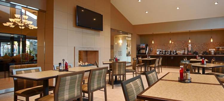 安提阿酒店及套房(Antioch Hotel & Suites)图片