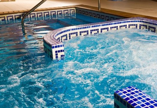 Aparthotel Cabicastro Tres Estrellas SuperiorHotel Overview