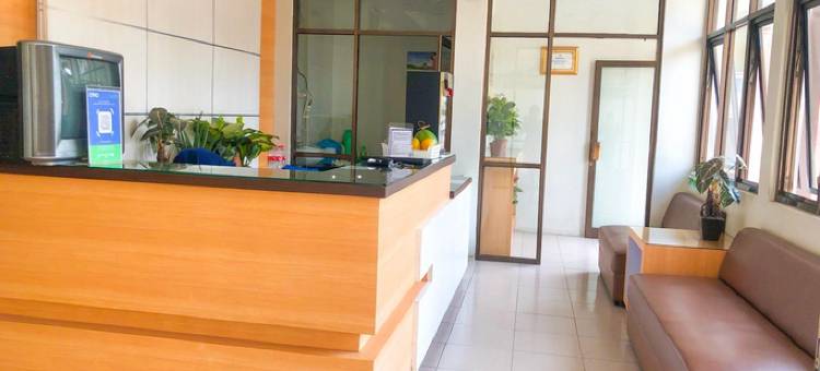 佩尔玛塔玛杰南酒店(Hotel Permata Majenang)图片