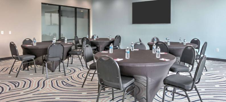 埃尔姆温德姆华美达酒店(The Elm, a Ramada by Wyndham)图片