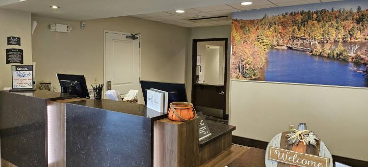 马凯特Staybridge套房酒店(Staybridge Suites Marquette)图片