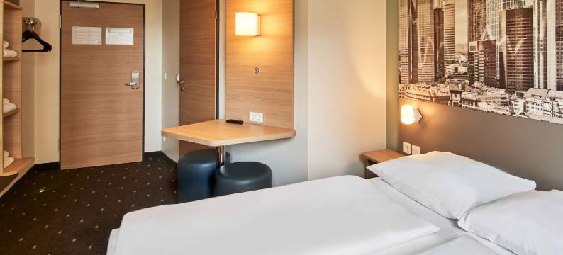 法兰克福西民宿酒店(B&B HOTEL Frankfurt-West)图片