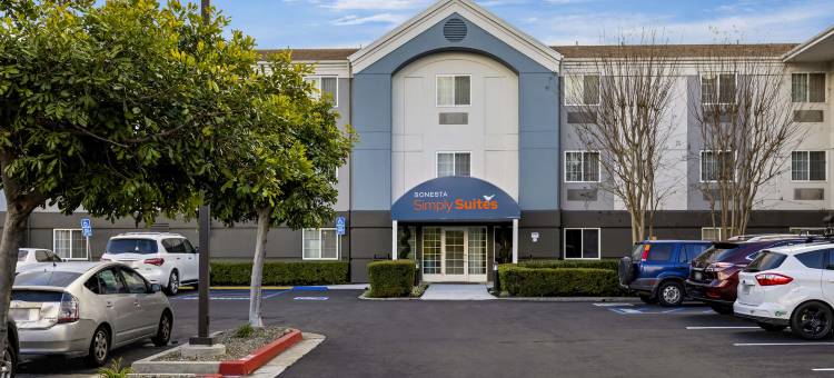 艾尔文东山脚索尼斯塔简单套房酒店(Sonesta Simply Suites Irvine East Foothill)图片