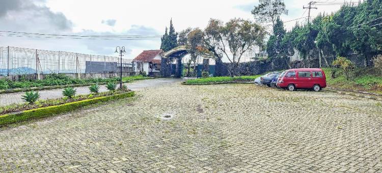 RedDoorz Near Pasar Cipanas图片