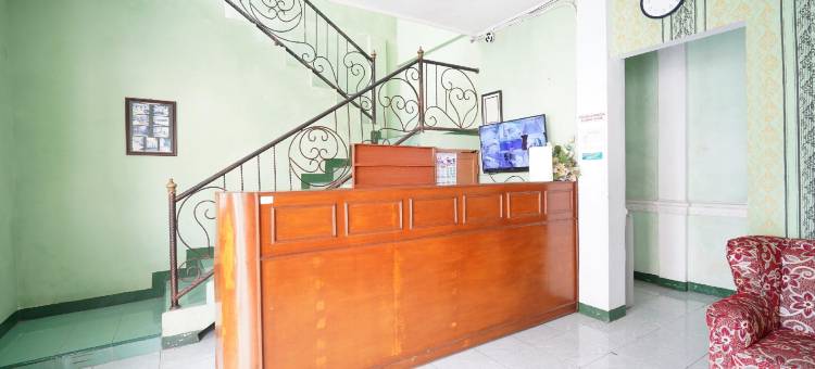Capital O 93949 由普帕酒店管理的波普奇酒店(RedDoorz at Linggarjati Kuningan)图片