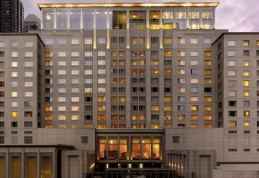 The Peninsula Chicago Hotel Overview