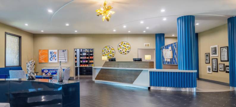 智选假日套房酒店堪萨斯城(Holiday Inn Express & Suites KANSAS CITY AIRPORT by IHG)图片