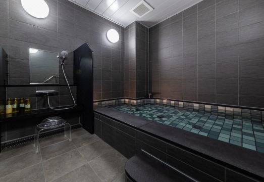 Remington Hotel Hotel Overview