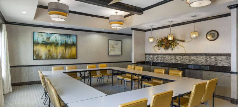 祖母绿贝斯特韦斯特优质套房酒店(Best Western Plus Emerald Inn  Suites)图片