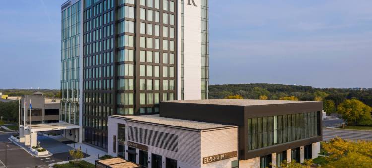 西密尔沃基万丽酒店(Renaissance Milwaukee West Hotel)图片