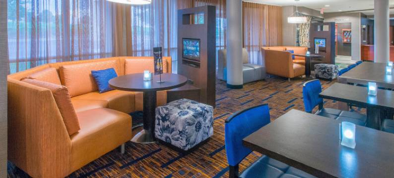 蒙哥马利普拉特维尔万怡酒店(Courtyard by Marriott Montgomery Prattville)图片