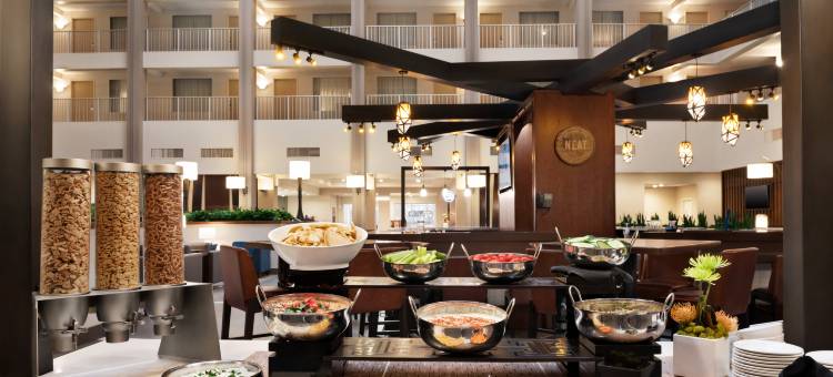 辛辛那提河心希尔顿安泊酒店(Embassy Suites by Hilton Cincinnati RiverCenter)图片