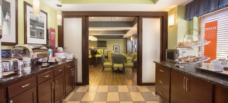 伯明翰特鲁斯维尔欢朋酒店(Hampton Inn Birmingham/Trussville)图片