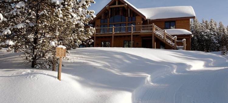 卡萨大天空 - 位于整备滑雪道上的大型私人住宅内的两卧室公寓(Casa Big Sky - Two Bed Apt in Large Private Home on Groomed Ski Trail)图片