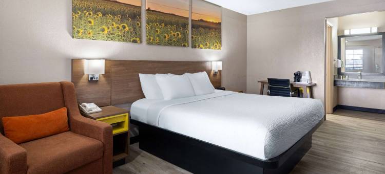 科科莫温德姆戴斯套房酒店(Days Inn & Suites by Wyndham Kokomo)图片
