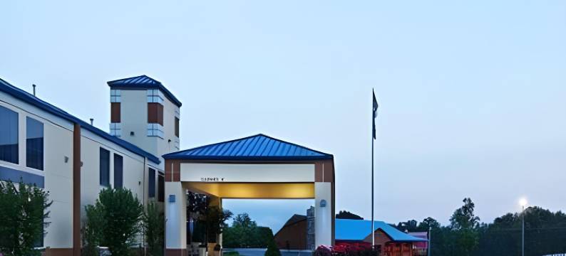 塔勒阔戴斯套房酒店(Days Inn & Suites by Wyndham Tahlequah)图片