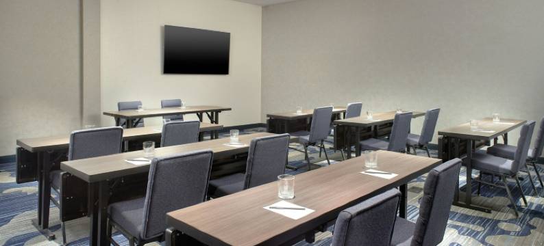 亚特兰大卡温顿万怡酒店(Courtyard Atlanta Covington)图片