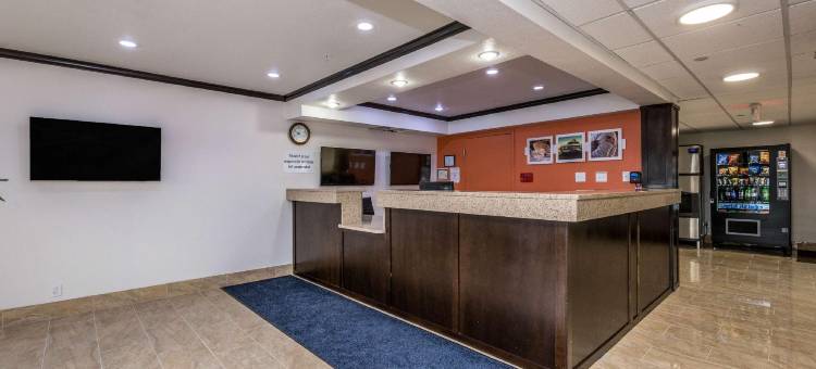 伊利诺伊伊皮奥里亚 6 号汽车旅馆(Motel 6 Peoria)图片