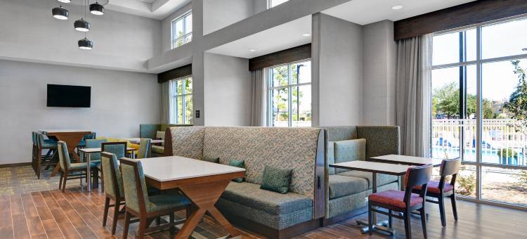 欢朋套房酒店和套房麦克伦尼I-10(Hampton Inn and Suites MacClenny I-10)图片