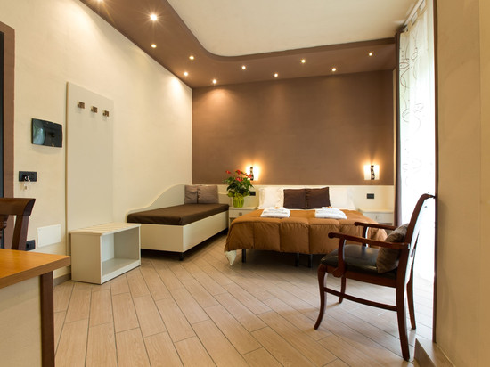 小威橙之栈酒店