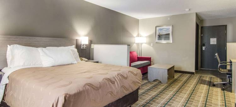 格罗夫城-奥特莱斯购物中心罗德威套房酒店(Quality Inn & Suites Grove City-Outlet Mall)图片