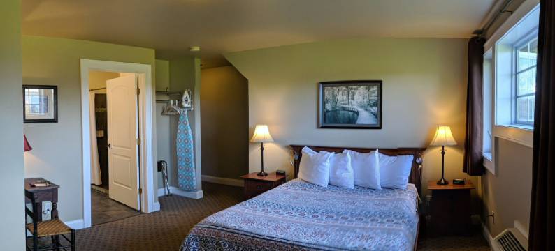 麦田鹰旅店(The Meadowlark Inn)图片