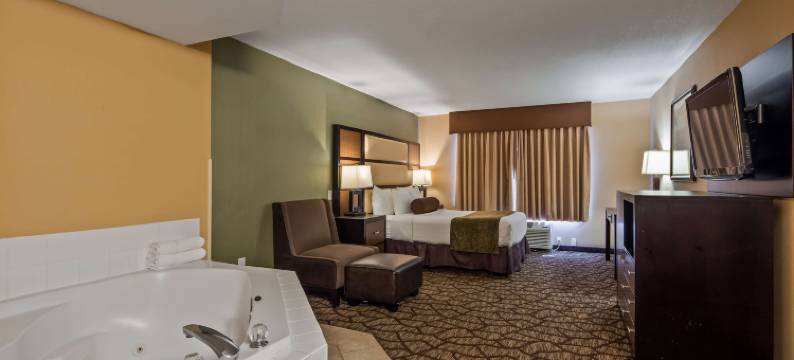 温哥华商城博士贝斯特韦斯特优质套房酒店(Best Western Plus Vancouver Mall Dr. Hotel  Suites)图片