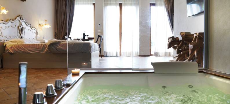 博尔戈巴洛尼乡村家庭旅馆(Borgo I Tre Baroni - Spa Suites & Resort)图片