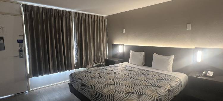 亚利桑那格兰岱尔 6 号汽车旅馆(Motel 6 Glendale, AZ)图片