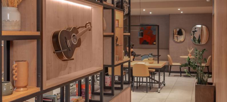 宜必思巴黎蒙帕纳斯加泰罗尼亚酒店(2022 年 5 月开业)(Ibis Paris Gare Montparnasse Catalogne)图片