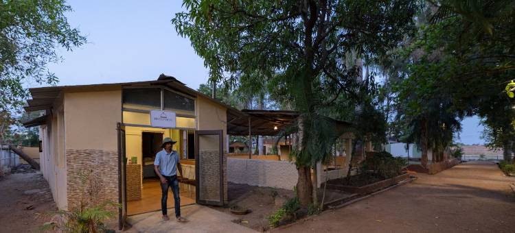 Avadale Tadoba - 不允许单身群体(Avadale Tadoba - Stag Groups Not Allowed)图片