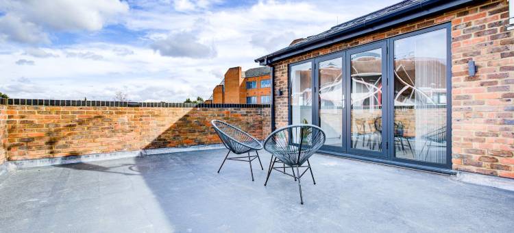 Hybrid Resi - 阿克斯布里奇的混合式住宅(Hybrid Resi - Uxbridge with onsite car parking, near London Heathrow Airport)图片