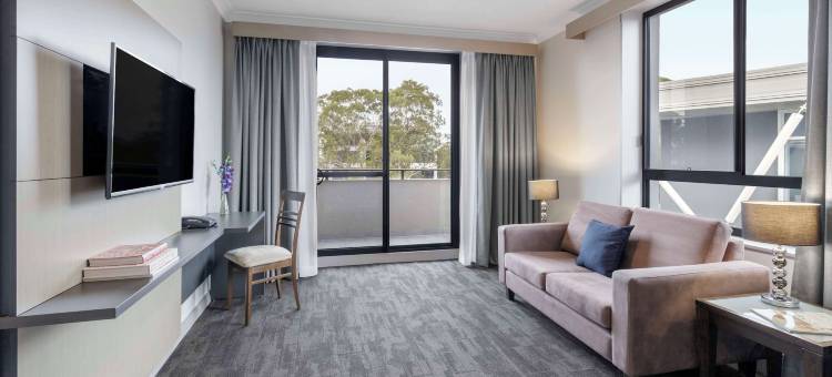 悉尼北莱德盛橡套房酒店(Oaks Sydney North Ryde Suites)图片