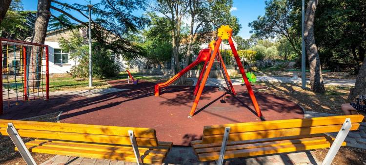 和谐石屋(Stone House Harmony)图片