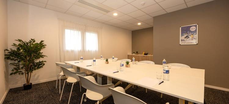 Nemea欧洲韦利齐维拉库布莱酒店公寓(Nemea Appart Hotel Europe Velizy Villacoublay)图片