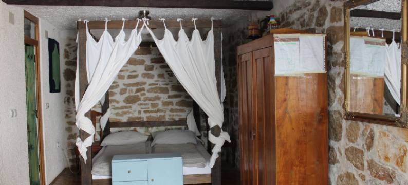 慕尔特沃特拉酒店(Voltera Apartments in Betina Old Town, with Parking Nearby)图片