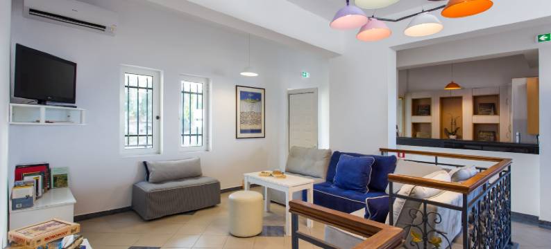 伊利斯海滩酒店(Iris Beach Hotel)图片