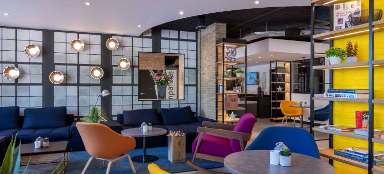 康铂饭店与餐馆阿姆斯特丹南荷兰奥斯特酒店(Campanile Amsterdam Zuidoost)图片