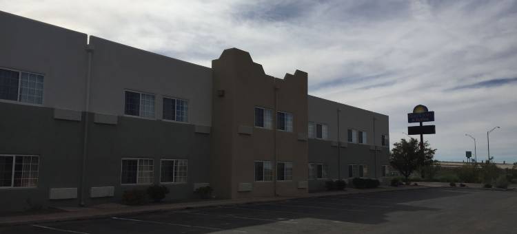 洛兹堡戴斯套房酒店(Days Inn & Suites by Wyndham Lordsburg)图片