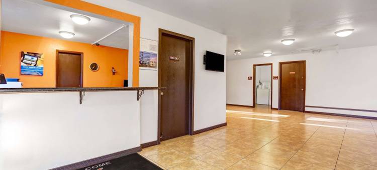 银城6号汽车旅馆(Motel 6 Silver City, NM)图片