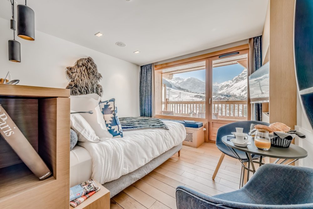 Le Yule Hotel & SpaOver view