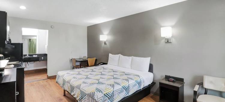 德克萨斯布赖恩 6 号开放式公寓酒店 - 大学区(Studio 6 Bryan, TX - University Area)图片