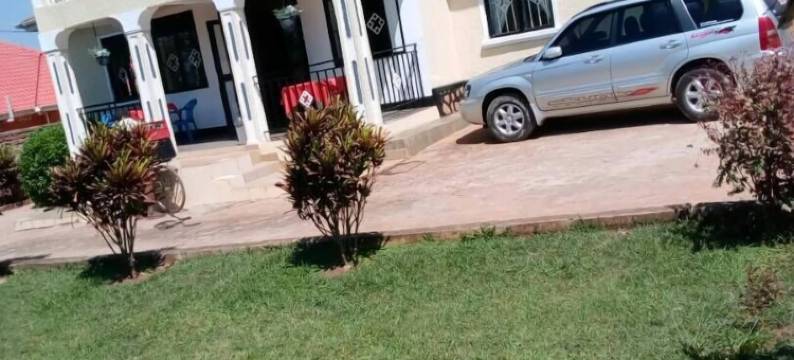 瑞娜阿卡莎酒店(Rena Akasha Establishments)图片