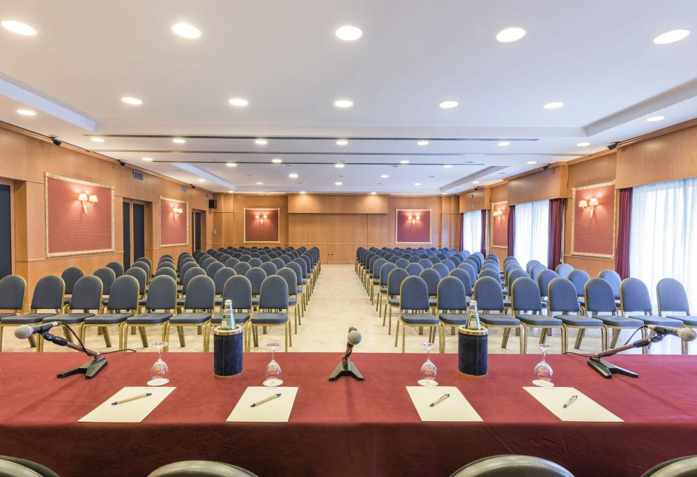 Caesar's Hotel Over view