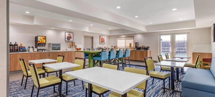 丽笙乡村酒店及套房，莫德斯托/萨利达(Country Inn & Suites by Radisson, Modesto-Salida)图片