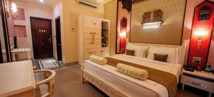 菠罗奈斯-布里吉拉玛宫殿-恒河畔(BrijRama Palace, Varanasi - by the Ganges)图片